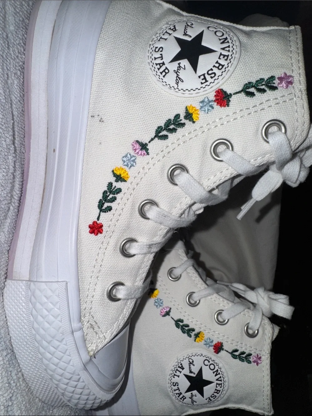 Converse Chuck Taylor All Star EVA Lift Platform High 'Floral Embroidery'
